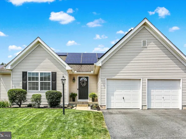 309 Woodbridge Dr, Etters, PA 17319