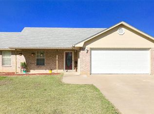 211 Cornell Dr, Durant, OK 74701