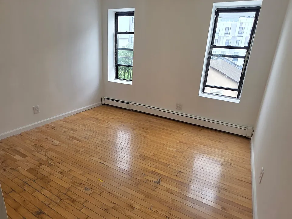 1039 Beach 20th St #2A