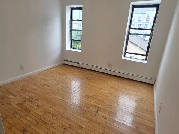 1039 Beach 20th St APT 2A, Far Rockaway, NY 11691
