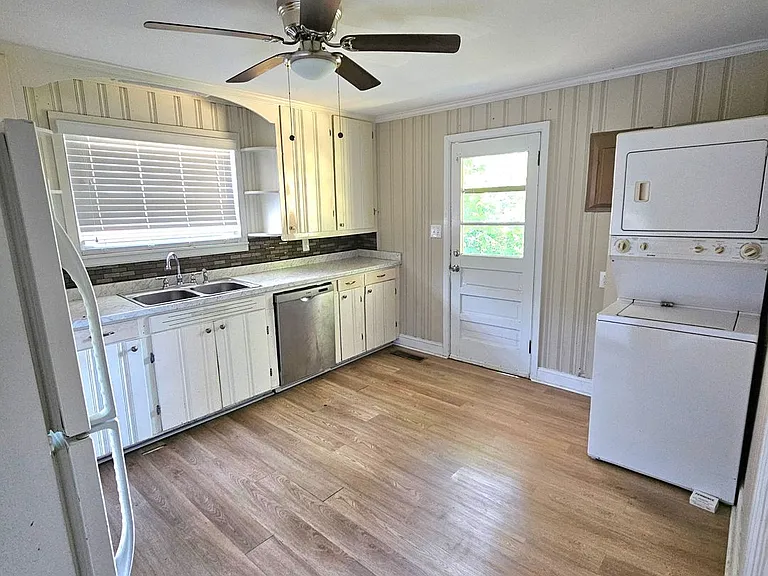 202 Mulberry St — Photo 7