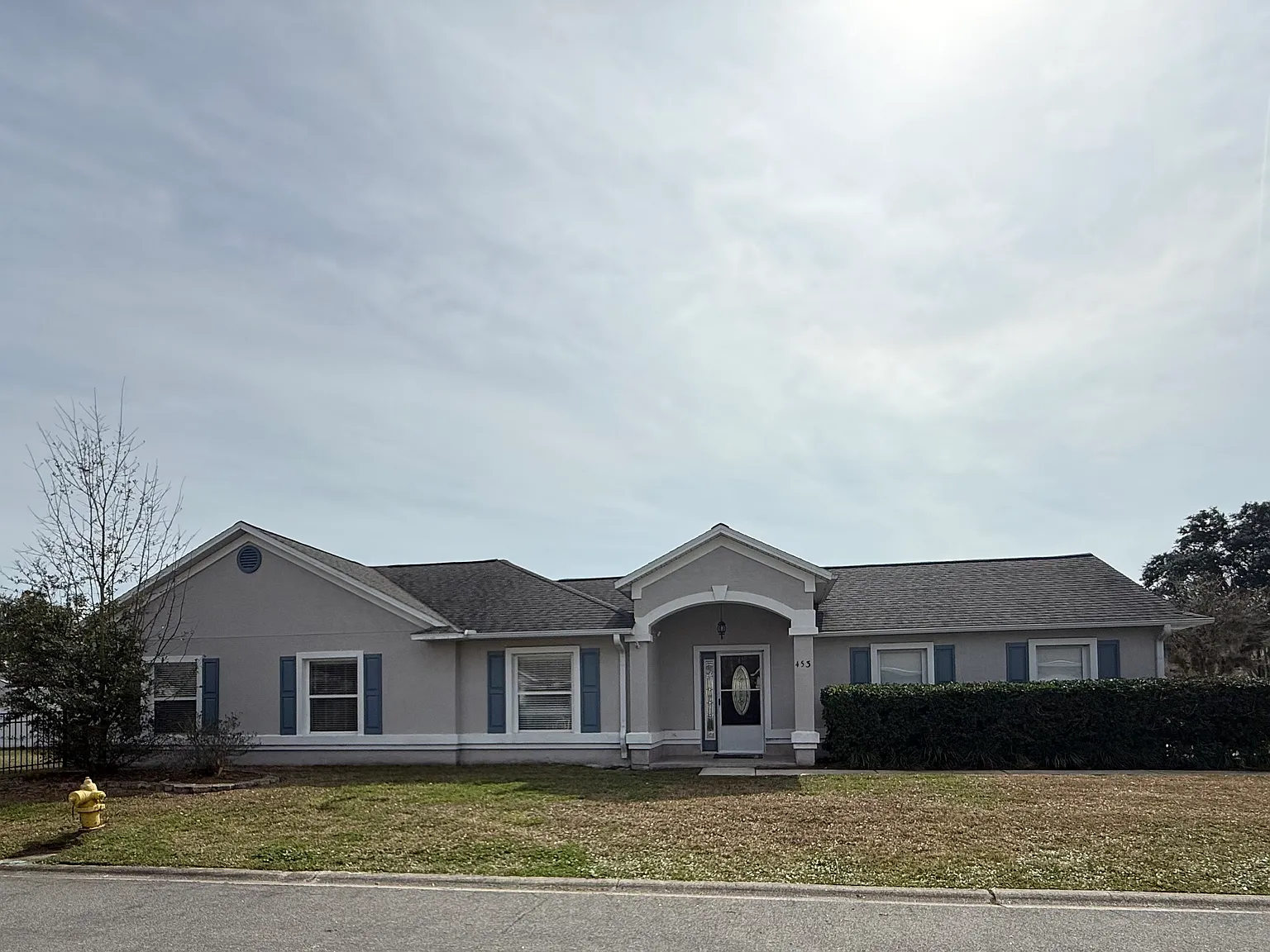3 bed, 1367 sqft, $2,375 — Photo 1