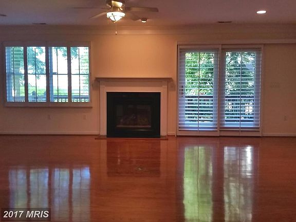 Great open entertainment space Plantation shutters