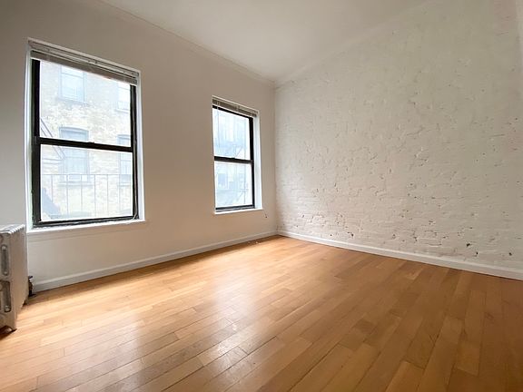 3rd image of 238 E 14th St #3G