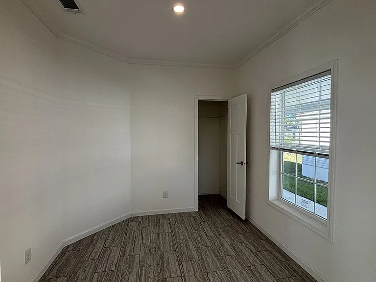 557 Bimini Cay Cir #557 — Photo 6