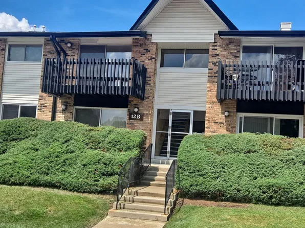 12B Kingery Quarter APT 108, Willowbrook, IL 60527