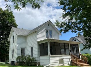 521 S High St, Fort Atkinson, WI 53538
