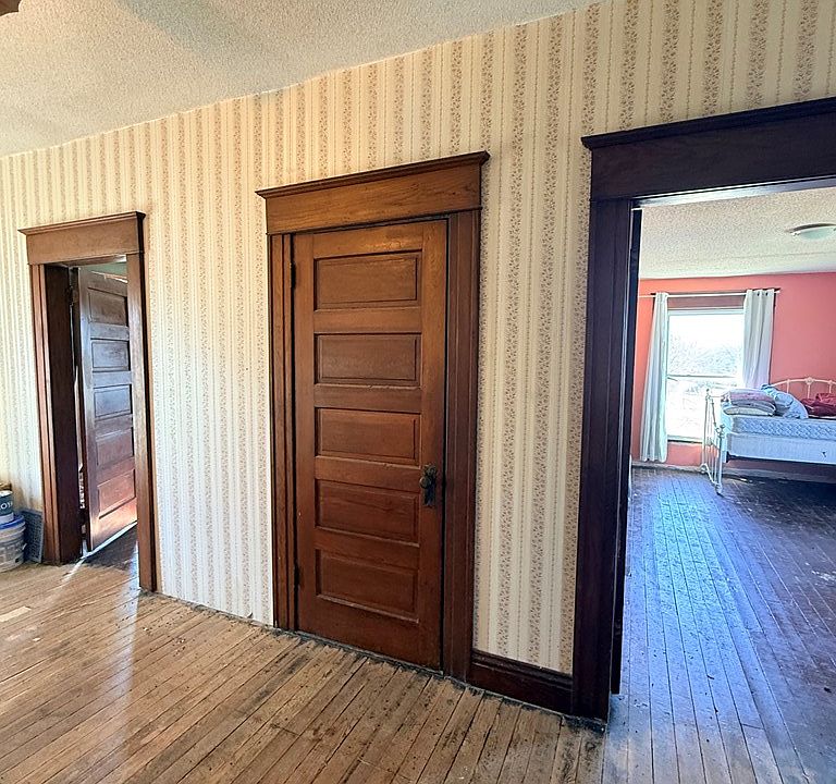 16th image of this home