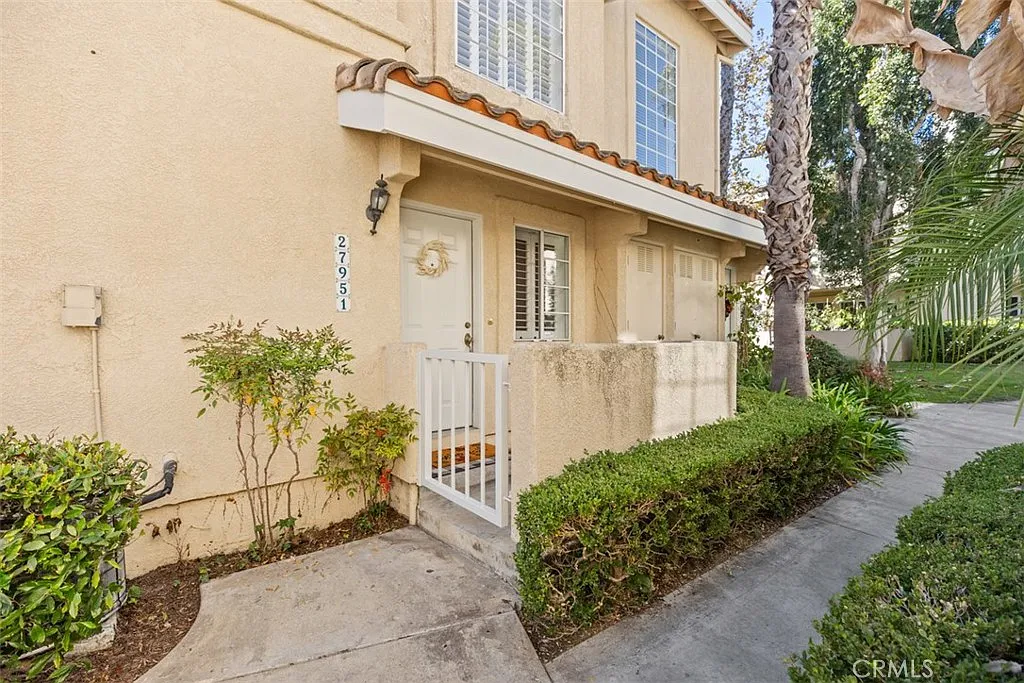 1 bed, 861 sqft, $2,850 — Photo 2