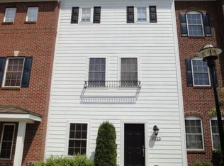 18723 Falling River Dr, Gaithersburg, MD 20879