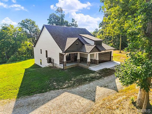 4th image of 120 Hunters Hollow Ln