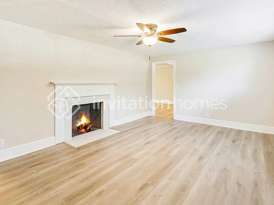 1022 Teresa Ln