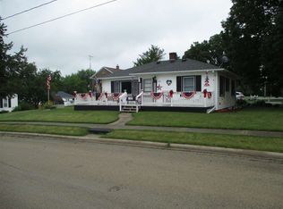 609 Fillmore St, Hanover, IL 61041