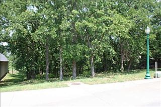 2nd image of 22 Cypress Ct