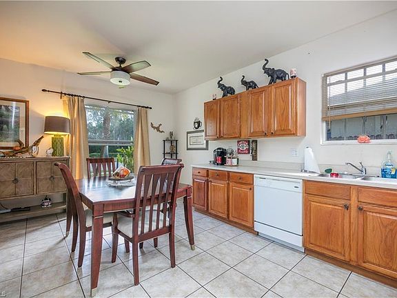 4th image of 3954 Bayshore Dr