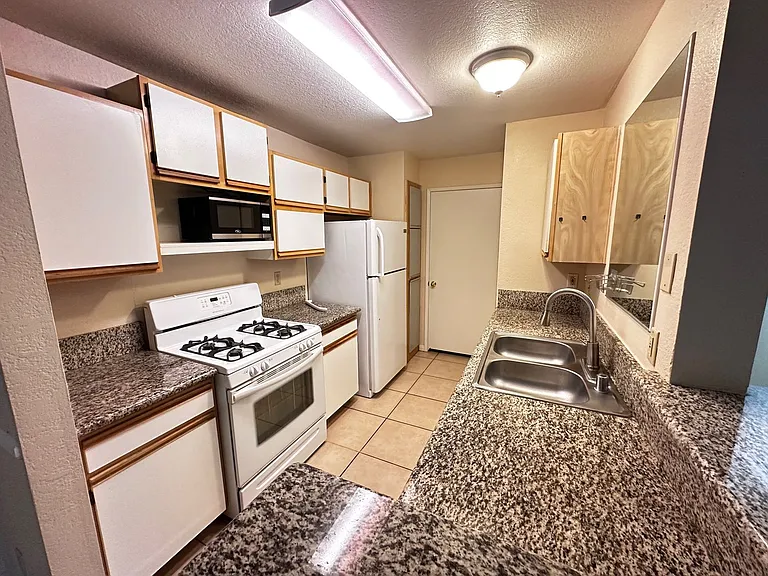 2200 S Fort Apache Rd #1176 — Photo 17