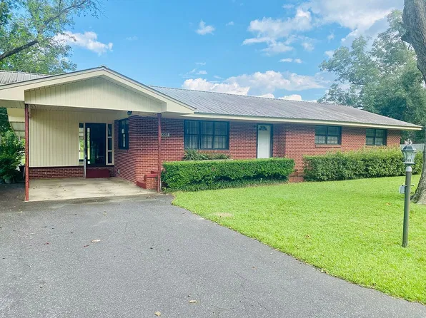 889 Kirkland Rd, Chipley, FL 32428