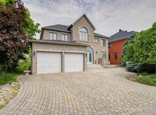 92 Springbrook Dr, Richmond Hill, ON L4B3P9