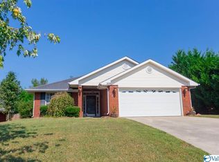 209 Glen Meadows Ln, Harvest, AL 35749