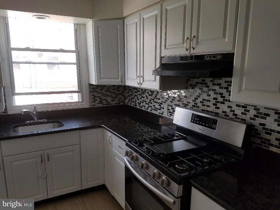 1st image of 6411 Eastwood St