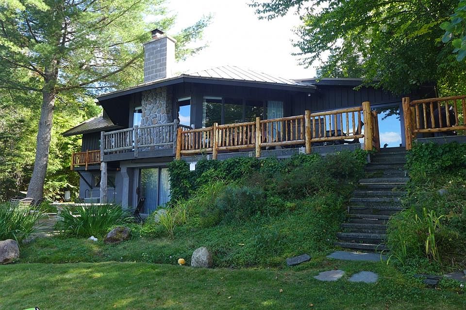 1st image of 468 Mirror Lake Dr