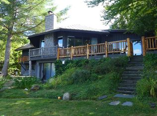 468 Mirror Lake Dr, Lake Placid, NY 12946