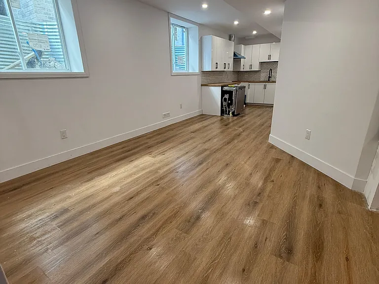 2595 Bateman Trl — Photo 7