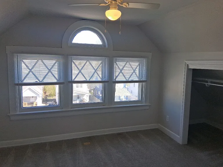 2031 Hewitt Ave #2 — Photo 8