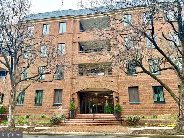 601 Wilkes St APT 301, Alexandria, VA 22314