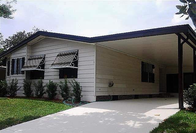 1st image of 5 Paradise Falls Cir