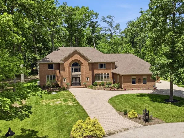 10521 Watch Hill Ln, Dayton, OH 45458