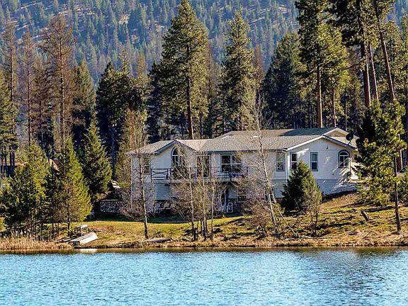 3rd image of 541 Riverview Dr