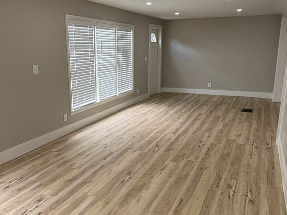 3rd image of 5316 Sylvia Pl