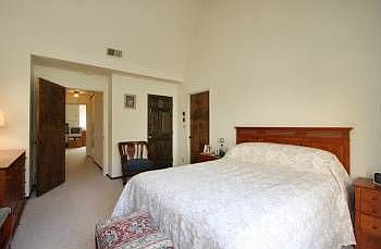 4th image of 129 Galewood Cir