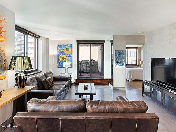 2nd image of 250 E 40th St APT 36A