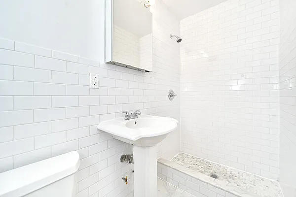 Rented by Living New York | media 5