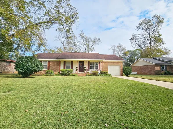 2115 Techwood Dr, Albany, GA 31707