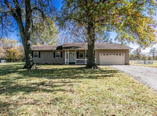5000 Barnes Ln, Edwardsville, IL 62025
