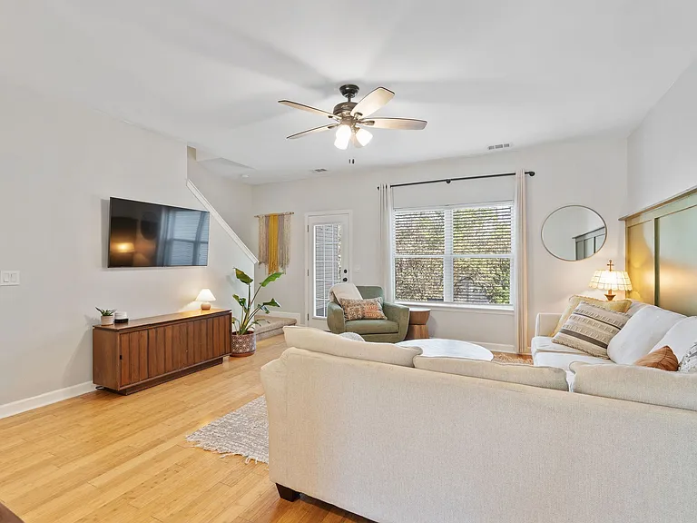 5433 Perlou Ln — Photo 6