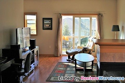3rd image of 1119 Barclay St #1119