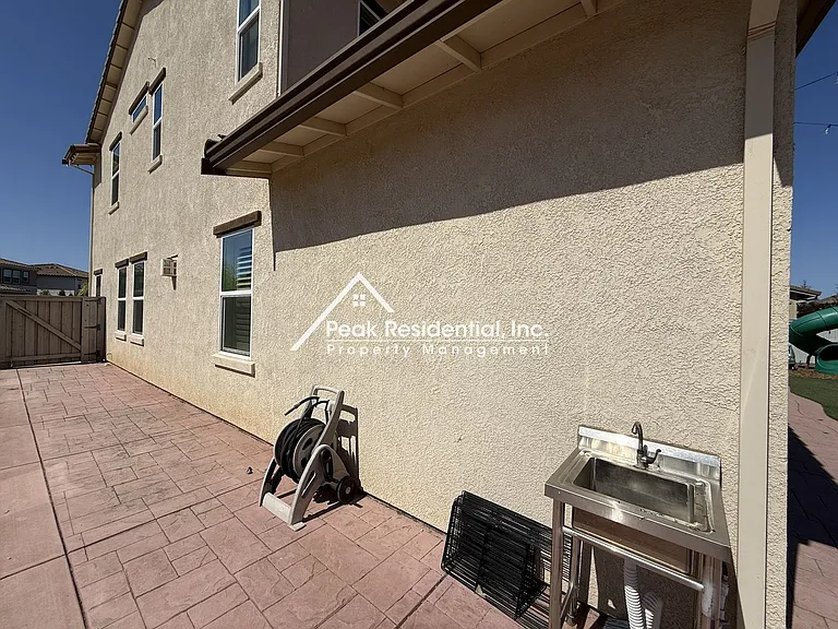 3535 Heron Ct — Photo 12