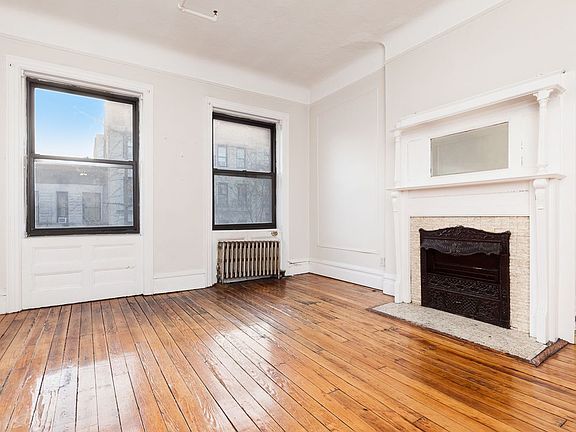 2nd image of 429 W 146th St