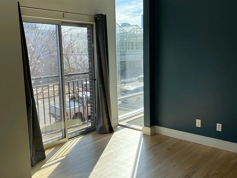 2523 Lawrence St — Photo 20
