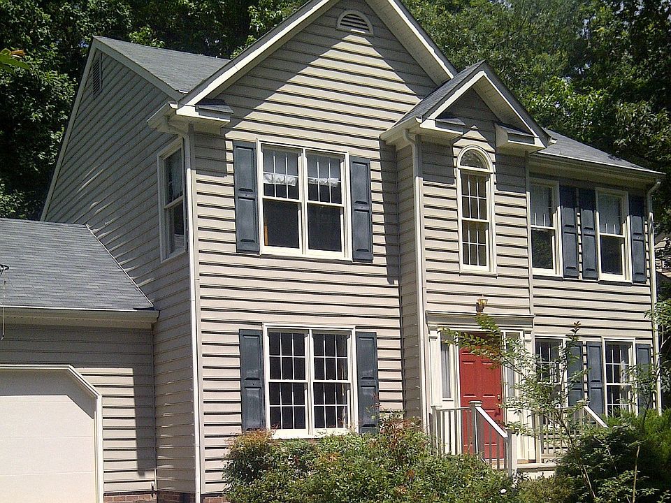 2nd image of 5709 Saddle Hill Dr