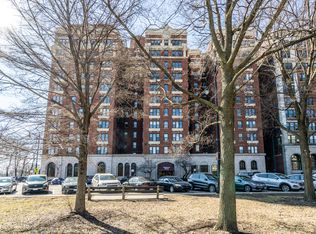 5300 S Shore Dr APT 94, Chicago, IL 60615