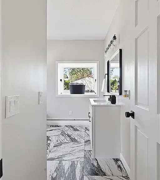 59 Bourne Ave — Photo 13
