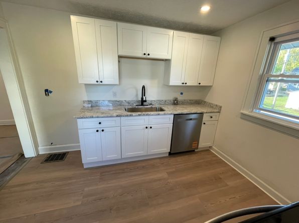 203 1/2 E Hamtramck St #4