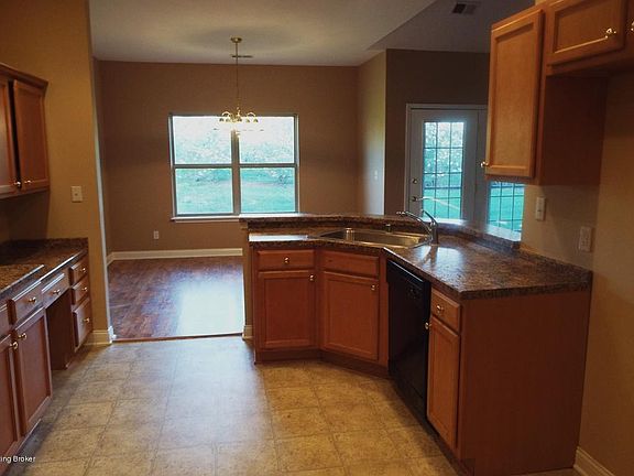2nd image of 38 Trace Ln #38