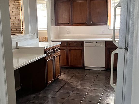 3rd image of 4016 Brockman Ave