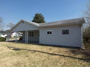 1010 Gaiser Dr, Seymour, IN 47274